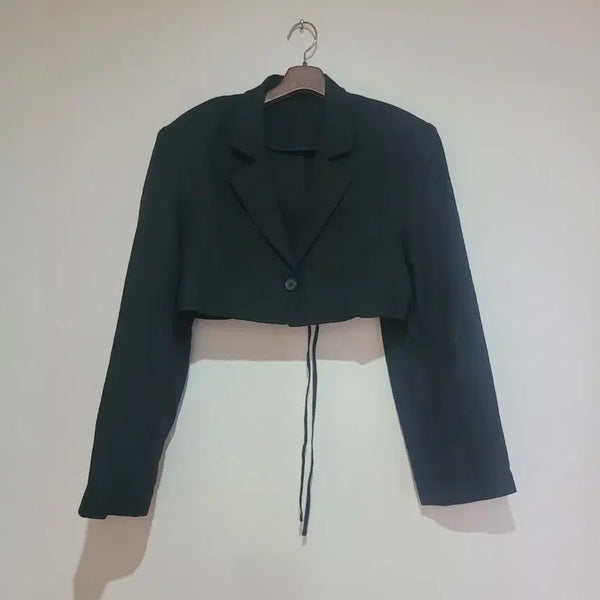[BUNJANG] Corset Detail Cropped Pad Jacket / 뒤포인트 코르셋 크롭 패드자켓