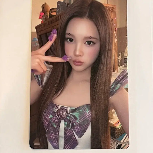 [BUNJANG] Hats to Hearts H2H Japan Iconic Heart Eina Lucky Draw Photocard / 최저가) 하츠투하츠 h2h 일본 아이코닉하트 iconic heart 타임레코드 에이나 럭드 포카