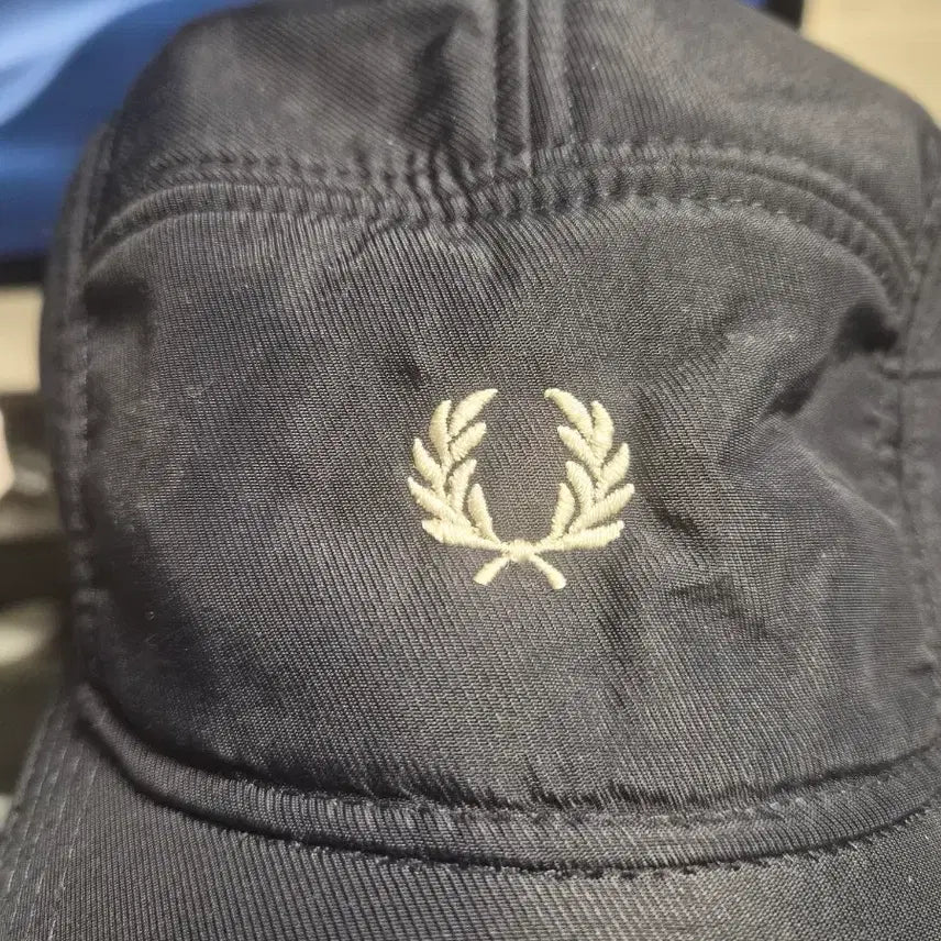 [BUNJANG] Fred Perry Cotton Twill Cap Black / 프레드페리 볼캡 모자 블랙