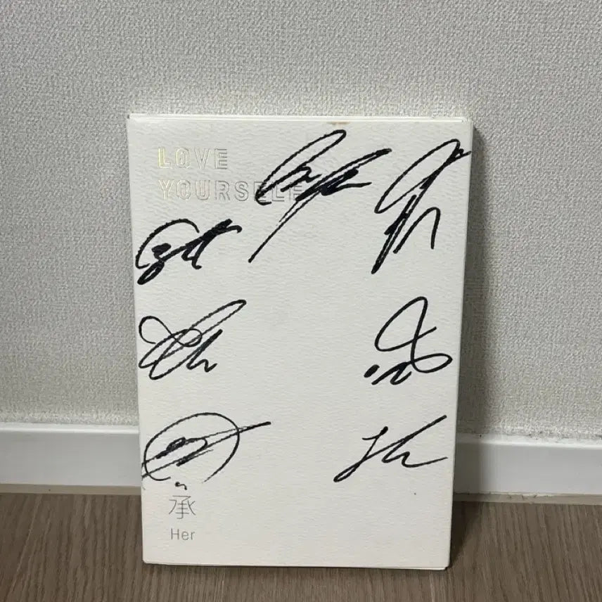 [BUNJANG] BTS LOVE YOURSELF Her Autographed Album / 방탄소년단 BTS LOVE YOURSELF Her 친필 사인 앨범