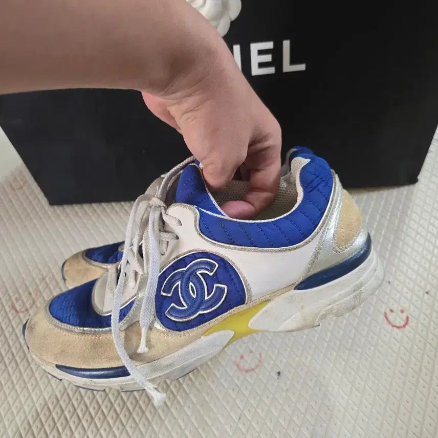 [BUNJANG] Chanel Authentic Sneakers Blue/White/Gold Size 38 / 샤넬 정품 스니커즈 블루/화이트/골드 38 사이즈