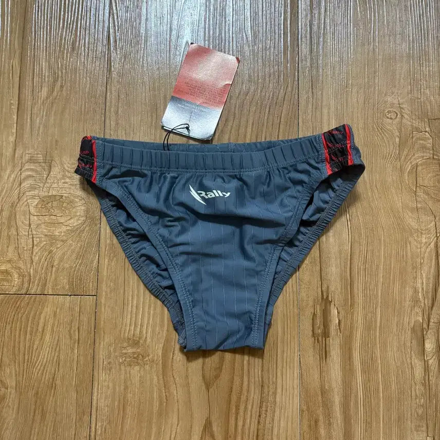 [BUNJANG] Rally Women's Tri-suit Swimsuit Size 85 / 랠리 삼각수영복
