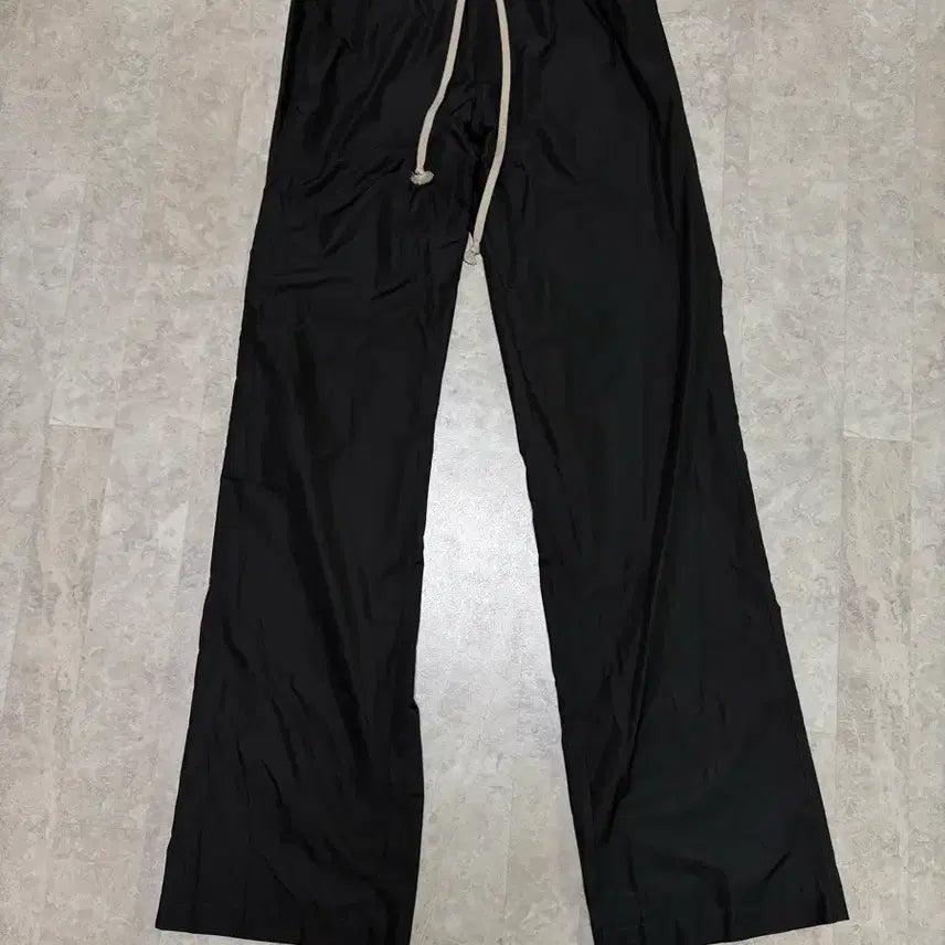 [BUNJANG] Rick Owens x Moncler 26SS Nylon Track Pants Black L / 26SS 릭오웬스 몽클레어 나일론 트랙 팬츠 L사이즈 블랙