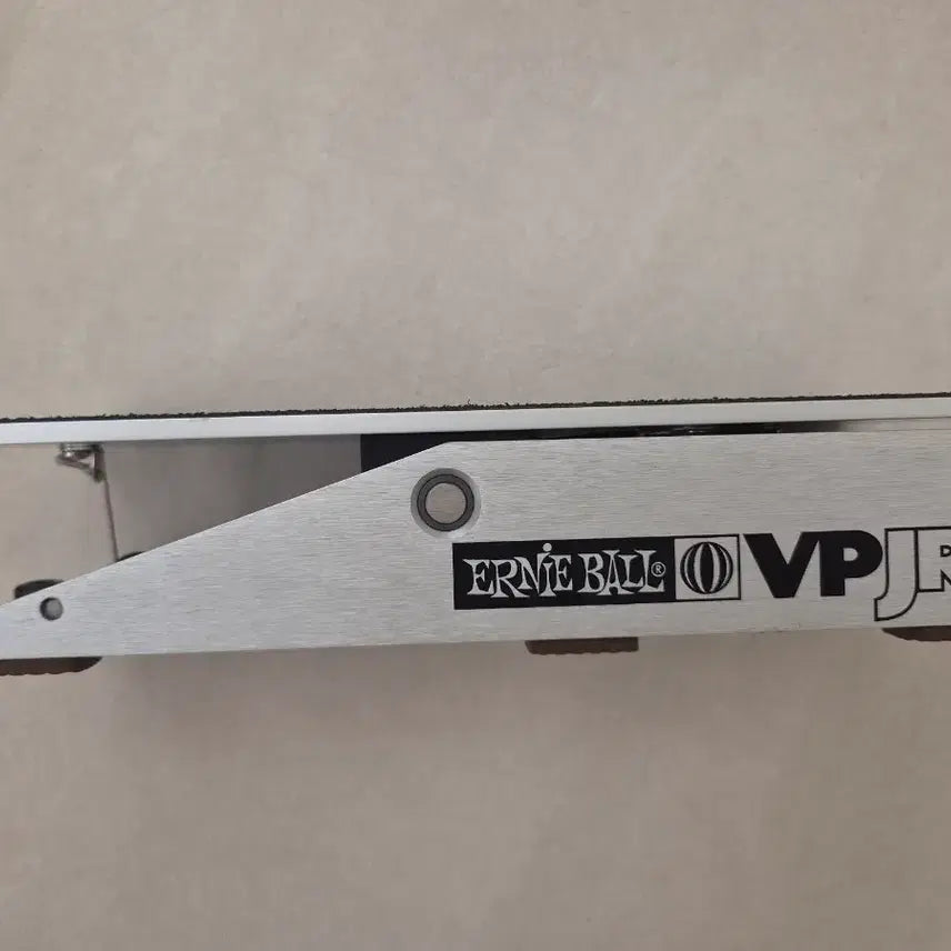 [BUNJANG] Ernie Ball VP Jr. Volume Pedal / 어니볼 VP JR 볼륨페달