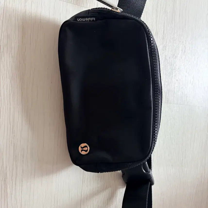 [BUNJANG] Lululemon Belt Bag Black / 룰루레몬 벨트백 블랙