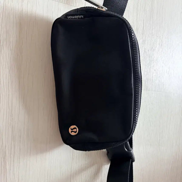 [BUNJANG] Lululemon Belt Bag Black / 룰루레몬 벨트백 블랙