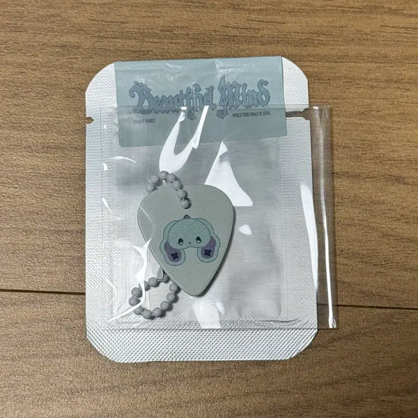 [BUNJANG] Xdinary Heroes Viewty Concert Encore MD Junhan Pik Keychain / 엑스디너리히어로즈 엑디즈 뷰마콘 앙콘 엠디 피크 키링 준한 툐넨