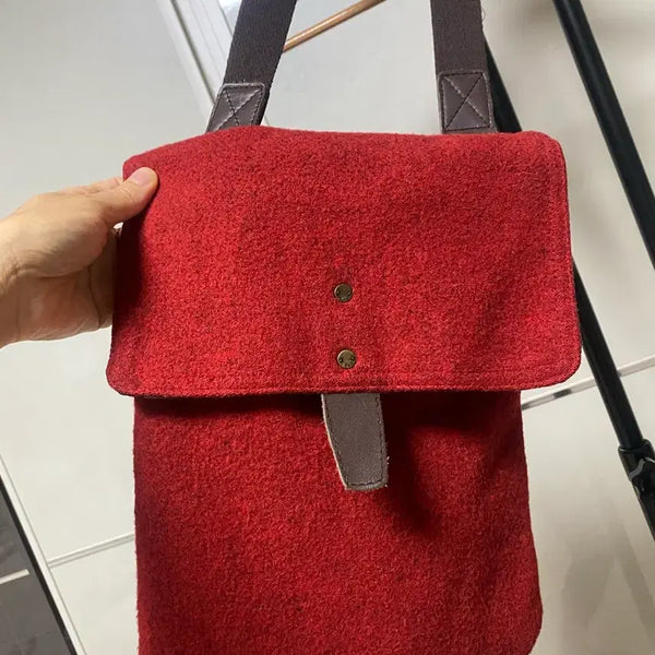 [BUNJANG] GAP Red Wool Blend Crossbody Bag / GAP 레드 모재질 크로스백