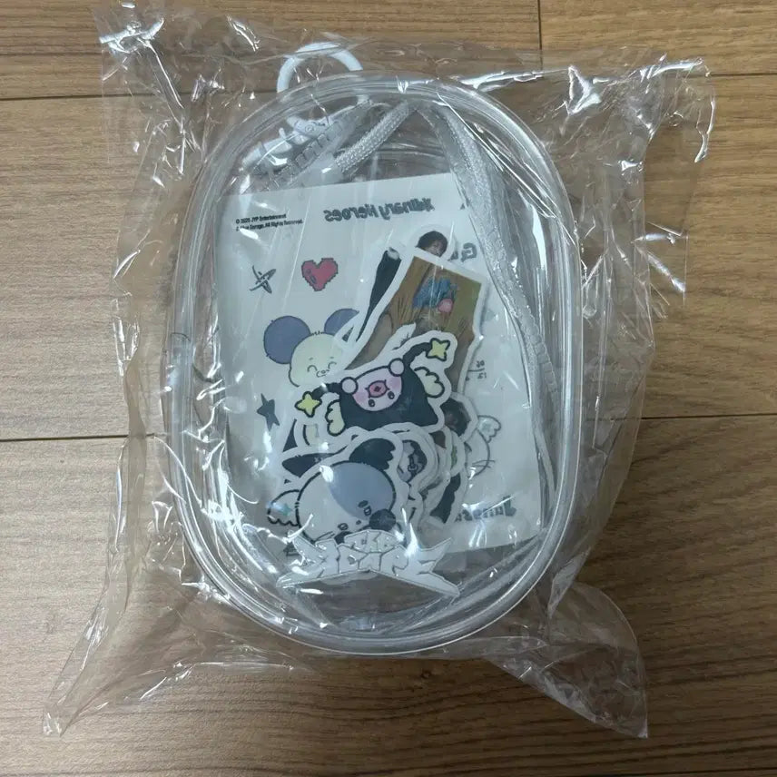 [BUNJANG] Xdinary Heroes XH Summer Concert MD Sticker Pouch Set / 엑스디너리히어로즈 엑디즈 썸머콘 엠디 스티커 파우치 세트