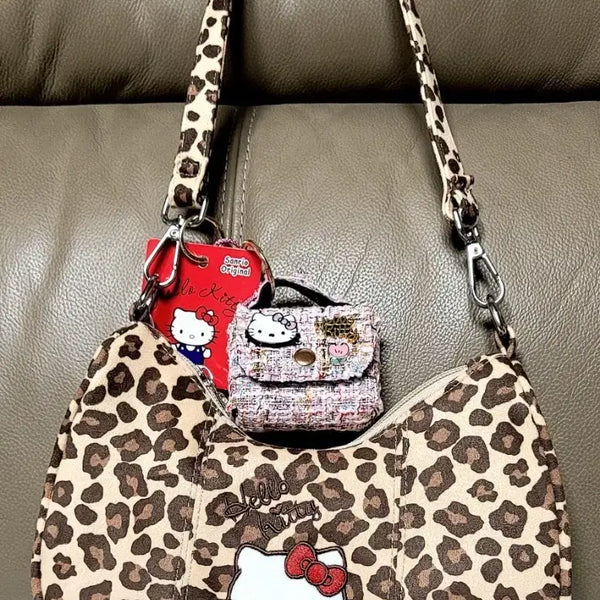 [BUNJANG] Sanrio Hello Kitty Leopard Mini Shoulder Bag with Mini Keyring / 산리오 정품 헬로키티 레오파드 미니 숄더백+헬로키티 미니키링(새상품)