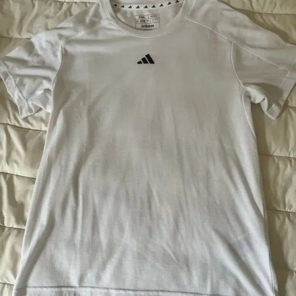 [BUNJANG] Adidas Aeroready T-Shirt / 아디다스 에어로레디 운동복 반팔티