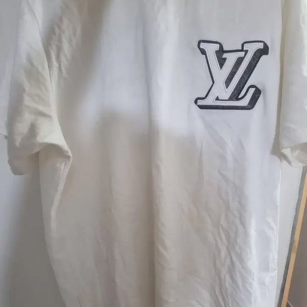 [BUNJANG] Louis Vuitton Short Sleeve T-Shirt / 루이비통 반팔