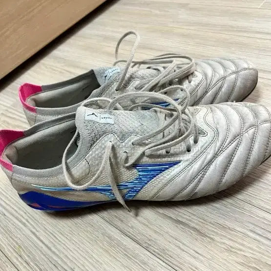 [BUNJANG] Mizuno Soccer Cleats / 미즈노 축구화