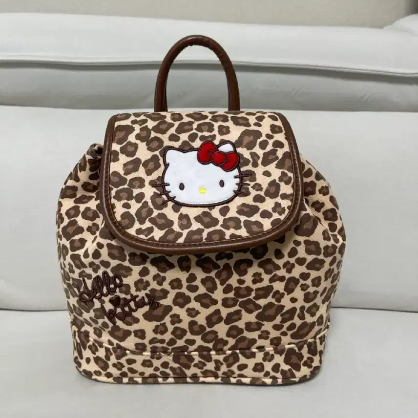 [BUNJANG] Hello Kitty Leopard Backpack / 헬로키티 레오파드 백팩