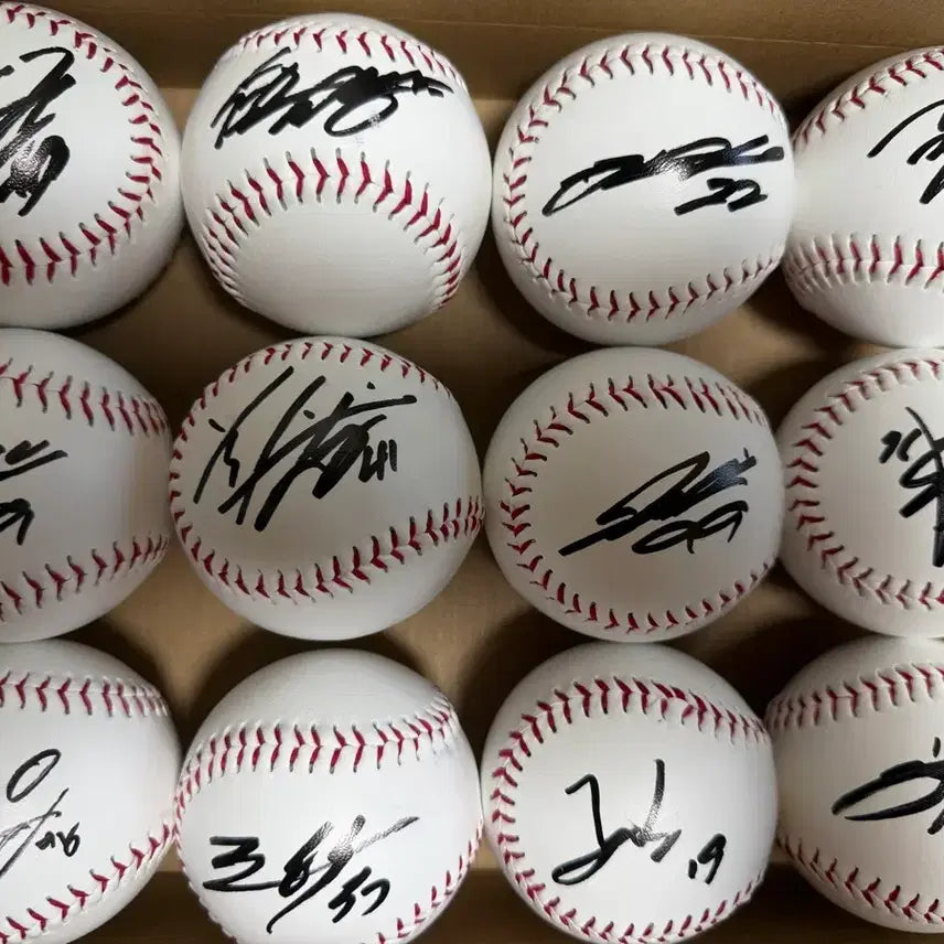 [BUNJANG] Hanwha Eagles Autographed Baseball / 한화이글스 친필 싸인볼