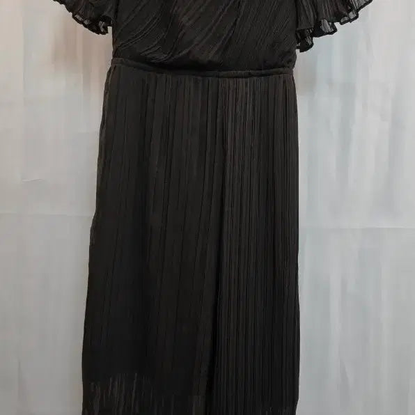 [BUNJANG] SYSTEM Brown Pleated Unbalanced Long Dress Size 55 / SYSTEM 시스템 브라운 플리츠 언밸런스 롱 원피스 55