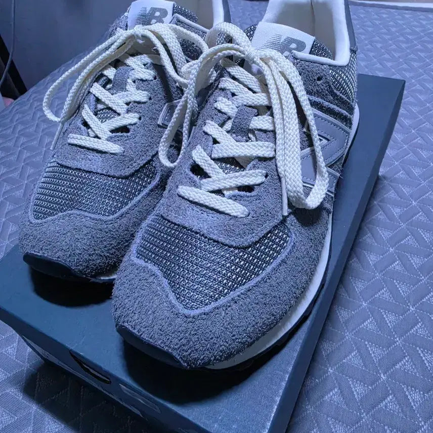 [BUNJANG] New Balance x Pottery 574 Sneakers (Size 255) / 뉴발란스 X 포터리 574 255사이즈
