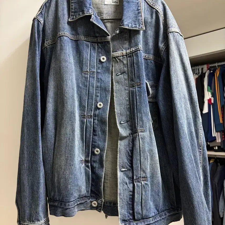 [BUNJANG] Roughside Denim Trucker Jacket Used Blue Size 2 / 러프사이드 데님 트러커 자켓 유즈드블루 2사이즈