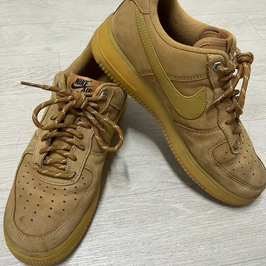 [BUNJANG] Nike Air Force 1 '07 'Wheat' Sneakers (Size 270) / 나이키 된장포스 270