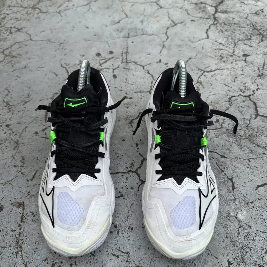 [BUNJANG] Mizuno Wave Lightning Z8 Volleyball Shoes 245mm / 미즈노 웨이브라이트닝 Z8 배구화 245mm
