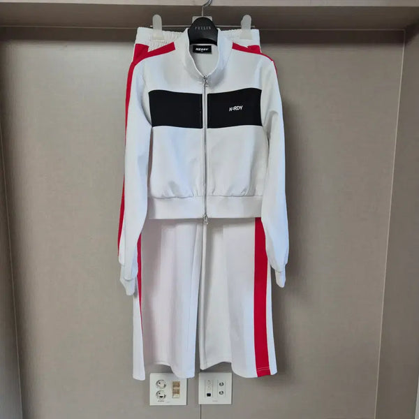 [BUNJANG] NERDY Women's Color Block Track Top Jumper Setup Pants Set / XS)널디 여성 컬러 블락 트랙 탑 점퍼 셋업 팬츠
