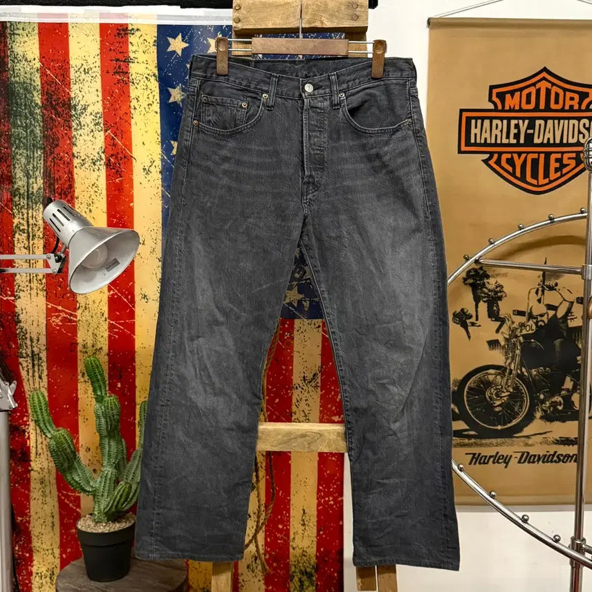 [BUNJANG] Levi's 501 00s Black Denim Jeans / 00s 리바이스 501 흑청 블랙진 데님 팬츠 빈티지 N2331
