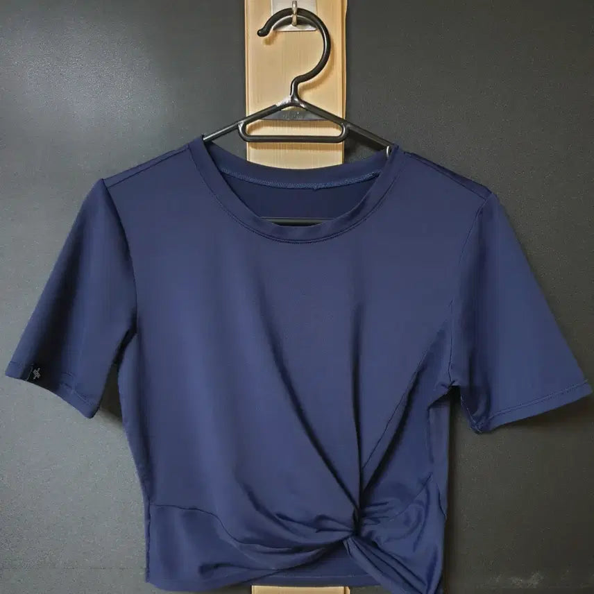 [BUNJANG] Xexymix Twisted Short Sleeve T-Shirt Navy / 진짜만원 젝시믹스 꼬임 반팔티 네이비
