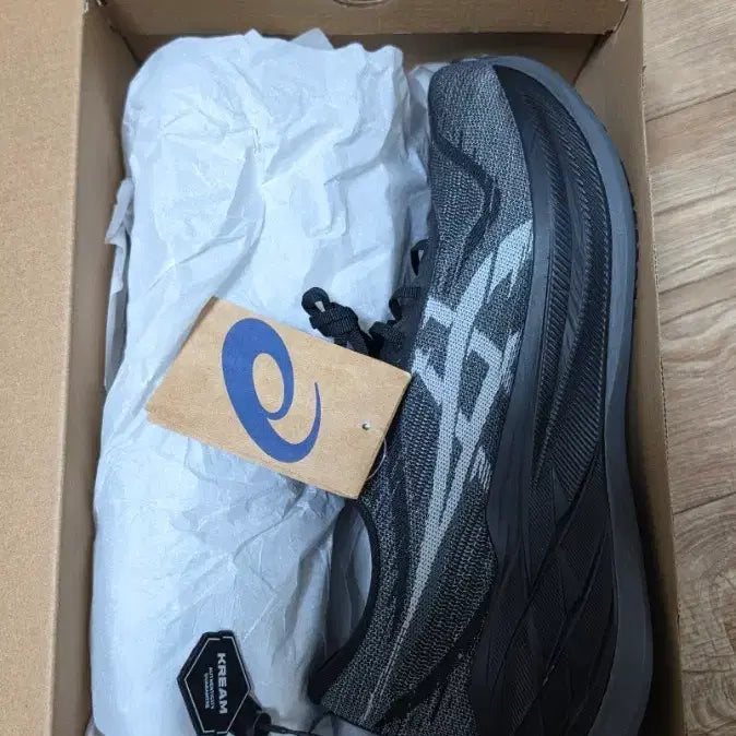 [BUNJANG] Asics Superblast 2 Black White Running Shoes 282.5mm / 아식스 슈퍼블라스트 2 블랙 화이트 282.5mm