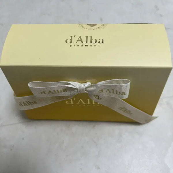 [BUNJANG] d'Alba Object Perfume Hand Cream 40ml + First Mist 100ml Gift Set + Mini Mirror Keyring (High Moisturization) / 달바 오브제 퍼퓸 핸드크림 40ml+퍼스트 미스트 100ml 기프트 세트+GIFT 미니 거울 키링 (고보습)