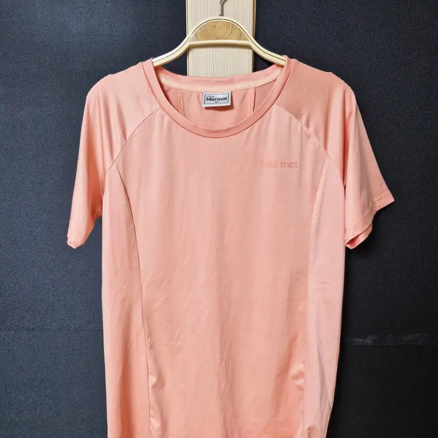 [BUNJANG] Marmot Hiking T-Shirt Pink / 진짜만원 마모트 찰랑등산 반팔티 핑크 90