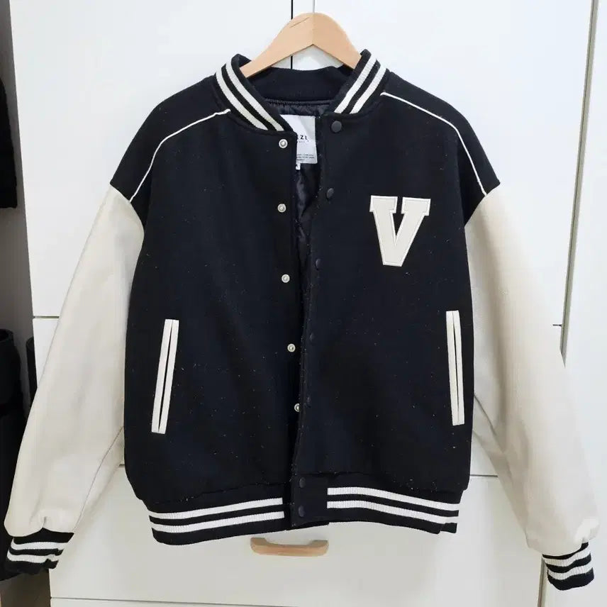 [BUNJANG] Veteze Varsity Jacket Black M / 베테제 바시티자켓 블랙 M