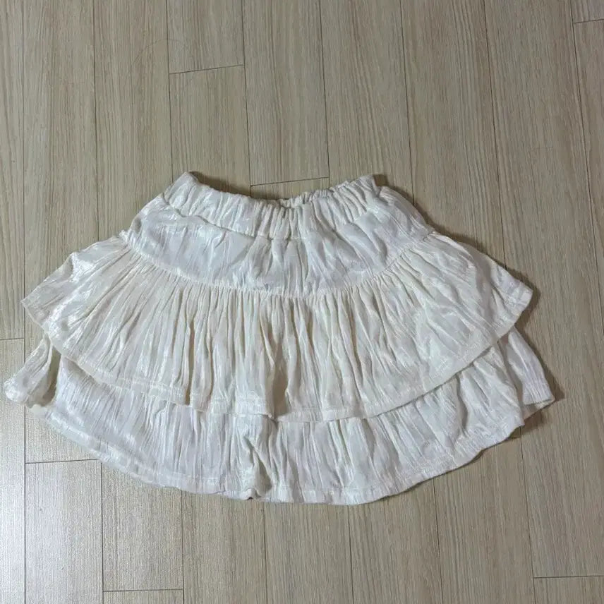 [BUNJANG] Cream Ruffle Mini Skirt / (실착1회) 크림 프릴 미니스커트