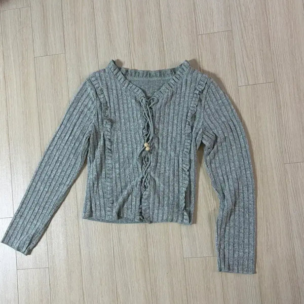 [BUNJANG] Frill Long Sleeve T-Shirt / (실착1회) 프릴 긴팔티