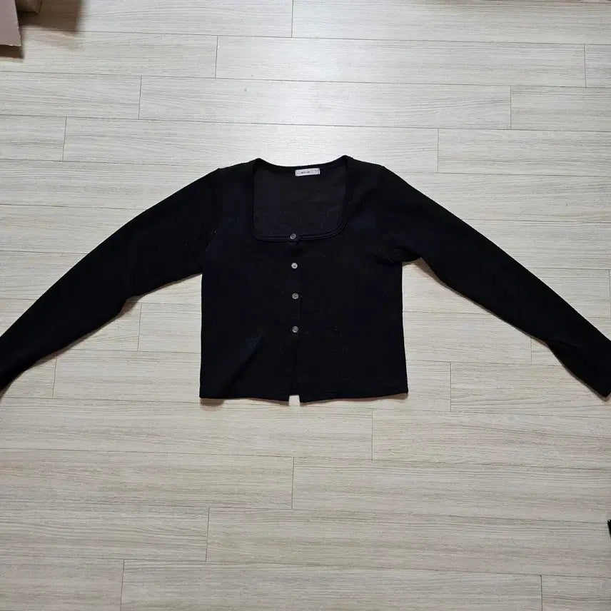 [BUNJANG] Black Ribbed U-Neck Cardigan Hand Warmer / 블랙 골지 핸드워머 U넥 가디건