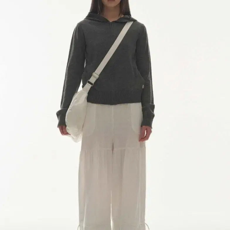 [BUNJANG] COYSEIOSHIRRING ROUGH PANTS WHITE / (세컨 추천)코이세이오 COYSEIOSHIRRING ROUGH PANTS WHITE 입니다.