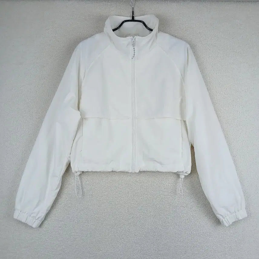 [BUNJANG] SPAO Women's Cropped Zip-Up Windbreaker Jacket White / 스파오 여성 크롭 숏 집업 바람막이 자켓 화이트(55)