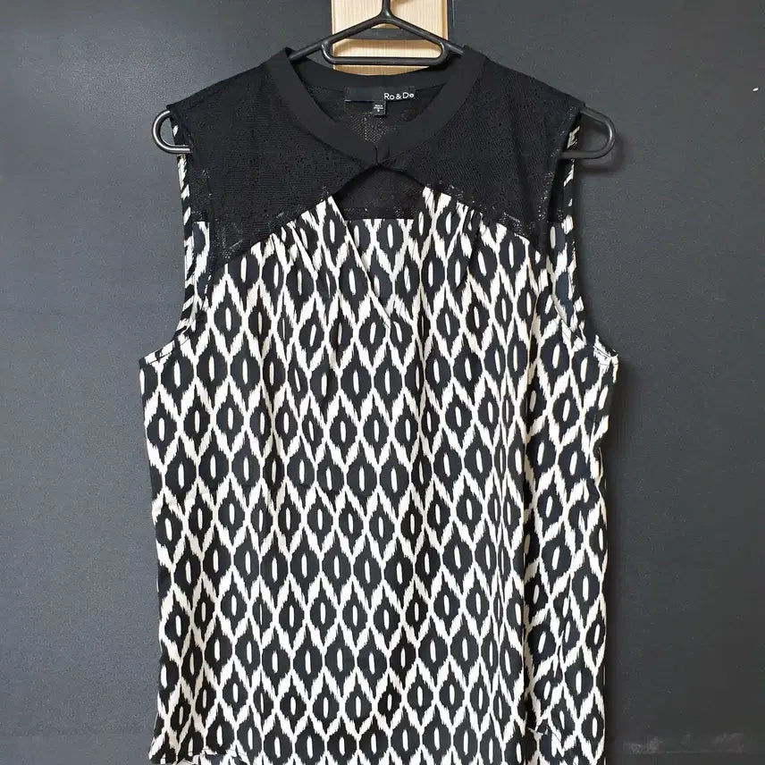 [BUNJANG] Ro&De Lace Blouse Black Pattern S / 진짜만원 Ro&De 레이스 블라우스 블랙패턴 S