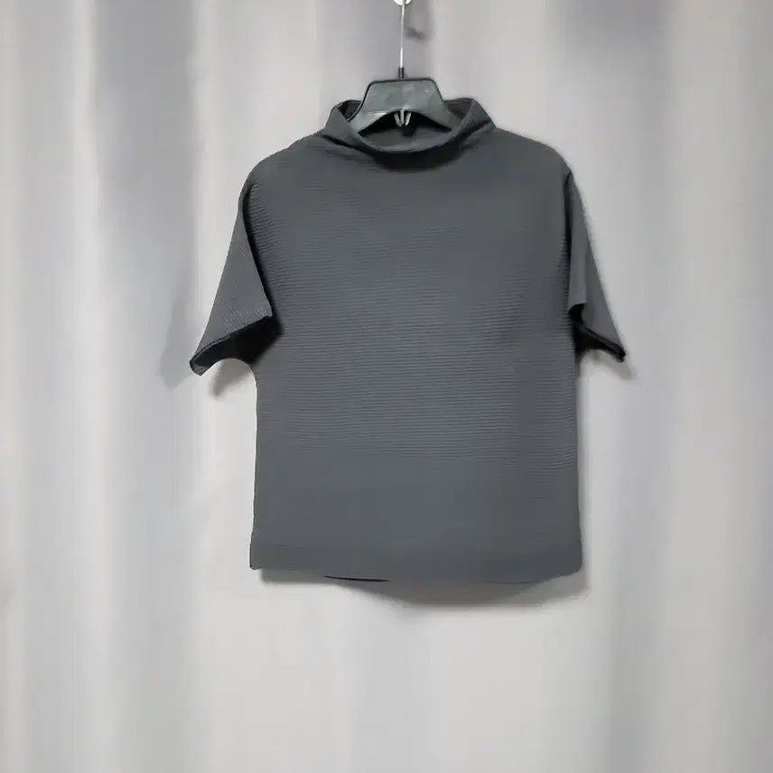 [BUNJANG] Horizontal Pleats Spandex T-Shirt (New) / 가로 플리츠 스판티 (새상품)