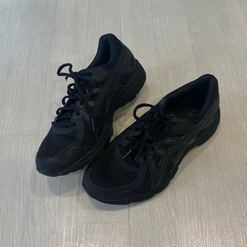 [BUNJANG] ASICS Jog 100 T All Black 260 / 아식스 조그 100 T 올 블랙 260