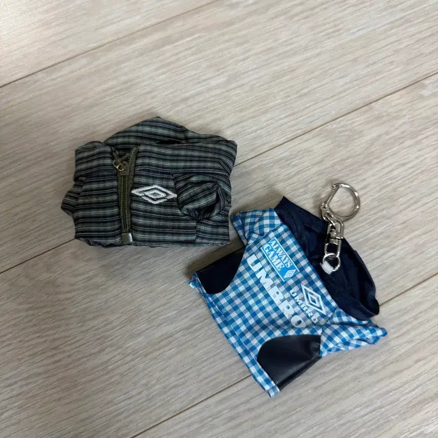 [BUNJANG] DAY6 Umbro Doll Clothes Bundle Set / 데이식스 엄브로 인형옷 (일괄)