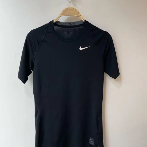 [BUNJANG] Nike Pro Black Dri-FIT Tight T-shirt Size S / 나이키 프로 블랙 드라이핏 타이트 S