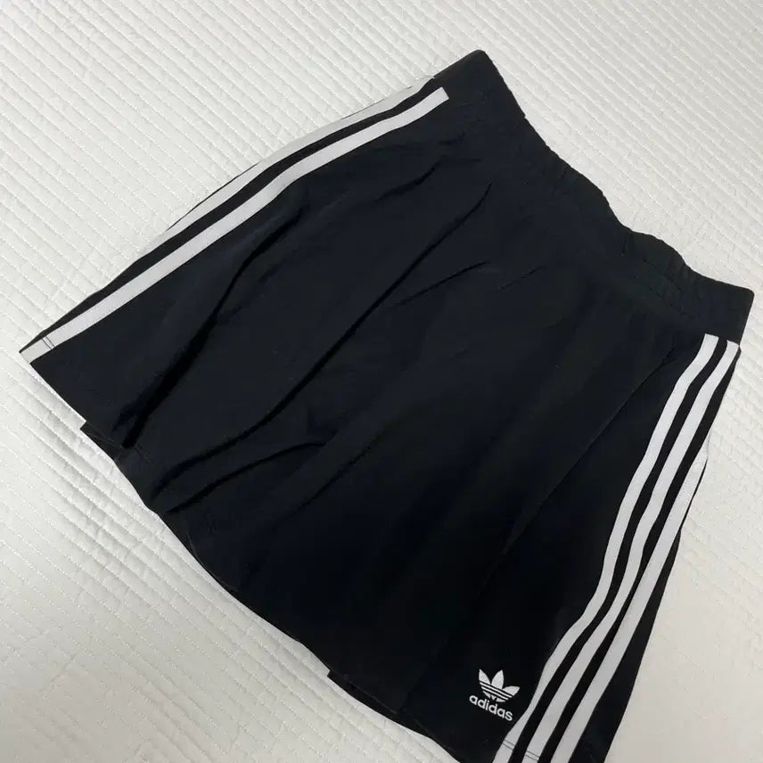 [BUNJANG] Adidas Originals Skirt / 아디다스 오리지널 스커트m사이즈(55/66)