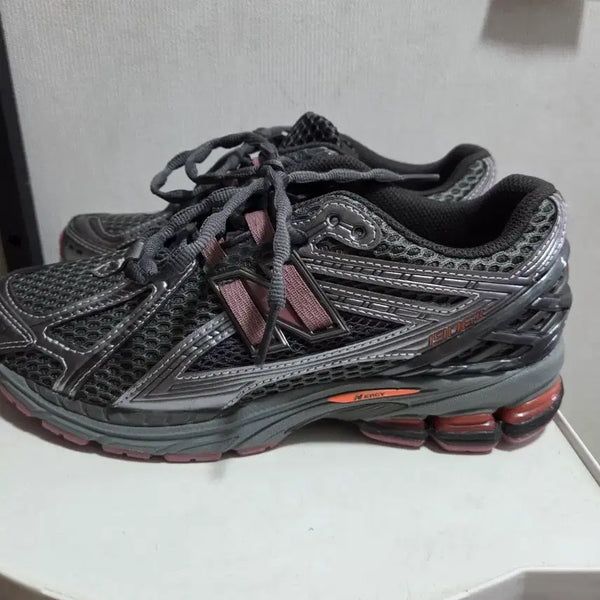 [BUNJANG] New Balance 1906 Dark Silver Sneakers (235mm) / 뉴발란스 1906 다크실버 새상품 [235]