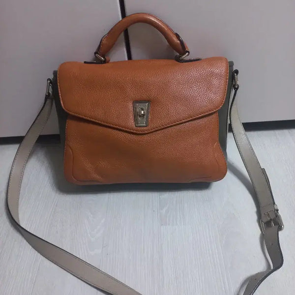 [BUNJANG] Marc Jacobs Leather Tote Crossbody Bag / 마크제이콥스 크로스백