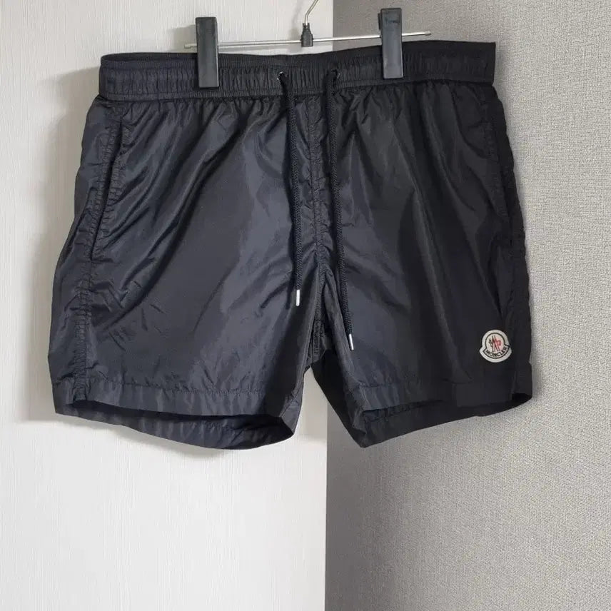 [BUNJANG] Moncler Nylon Shorts / 몽클레어 반바지 숏츠