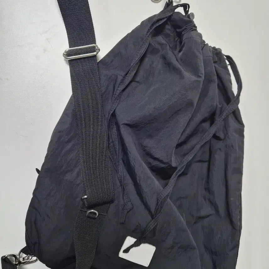 [BUNJANG] Fennec Fabric Sling Bag Black / 페넥 패브릭 슬링백