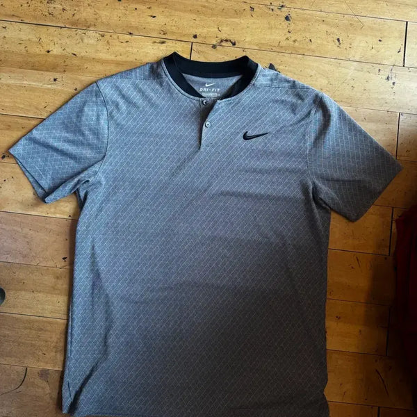 [BUNJANG] Nike Dri-FIT Performance Golf Short Sleeve T-Shirt - Gray / 나이키 고기능성 드라이핏 골프 반팔 그레이