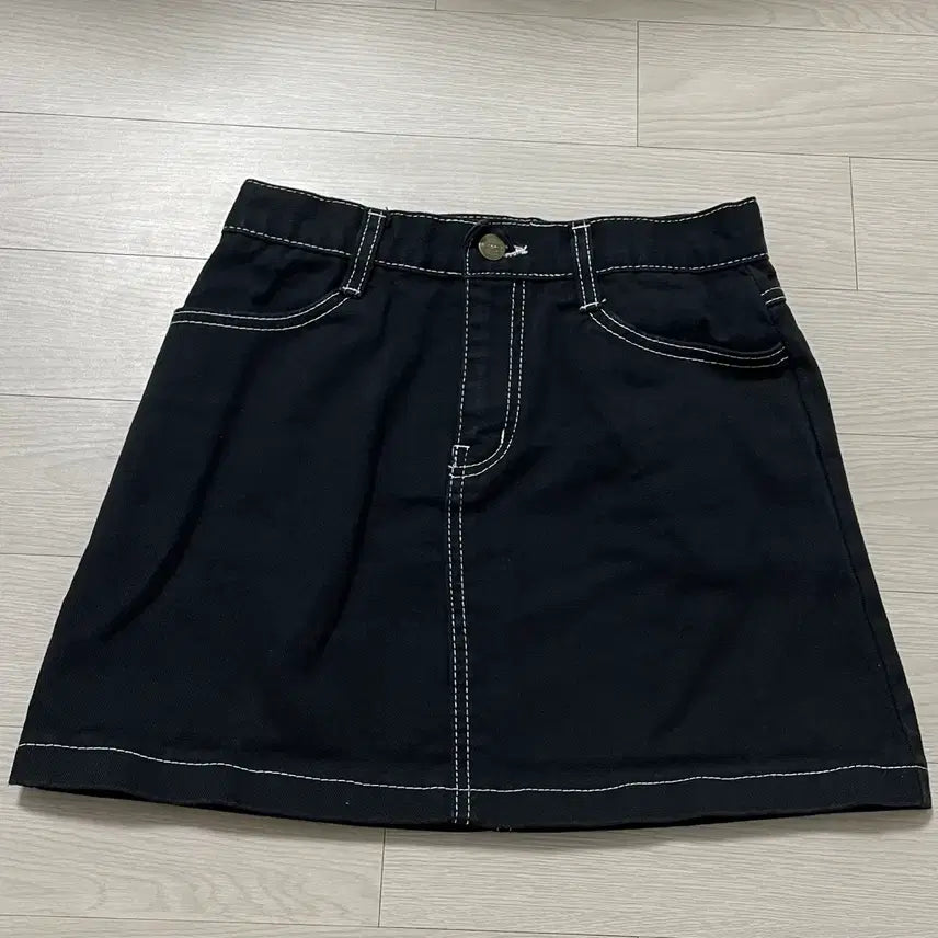 [BUNJANG] Stitch Mini Skirt Black / 스티치 미니스커트 블랙