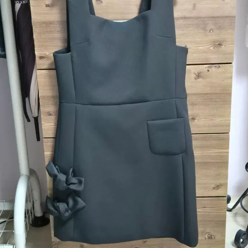 [BUNJANG] Lucky Chouette Black Ribbon Mini Dress / 럭키슈에뜨 리본 원피스