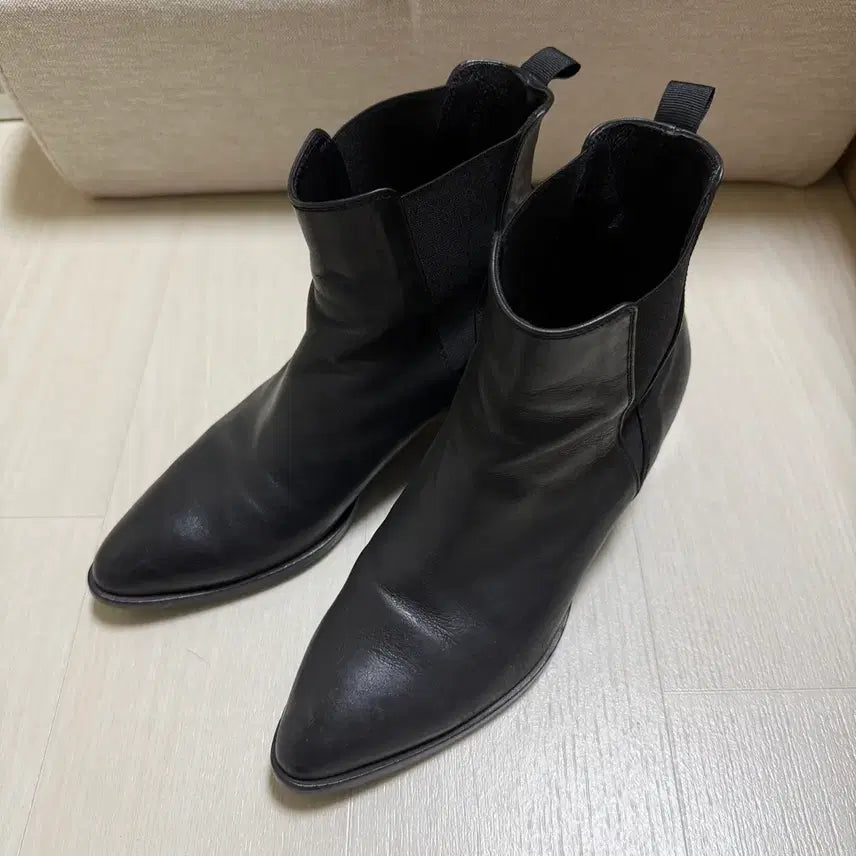 [BUNJANG] Black Leather Ankle Boots / 블랙 소가죽 앵클 부츠 240